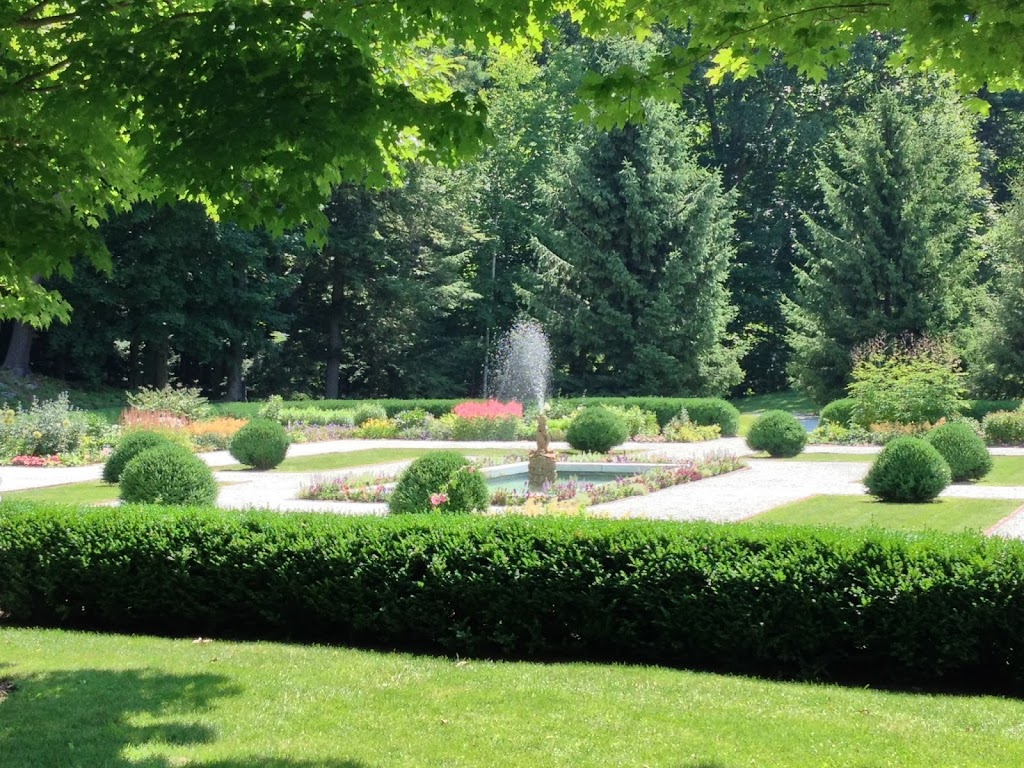 A Visit to the Edith Wharton Estate: Fountain